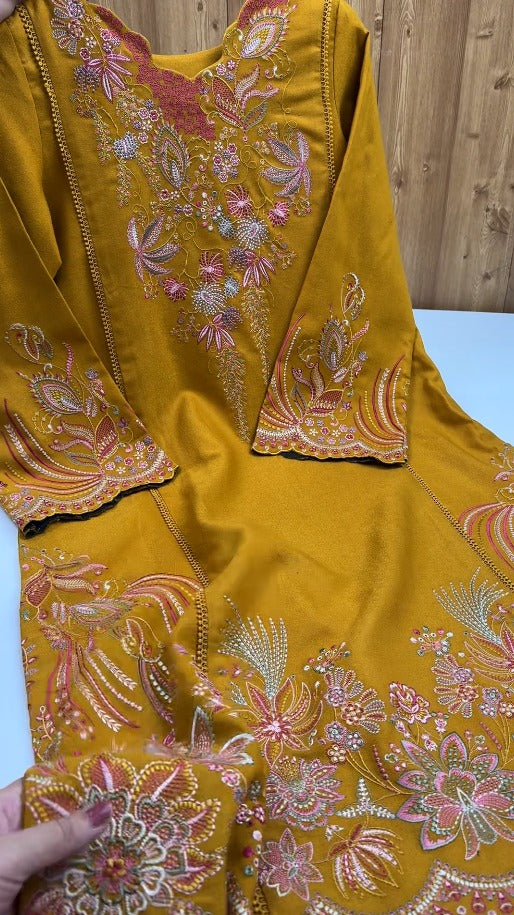 02-Piece Stitched Peach Leather Dhanak Embroidered Suit